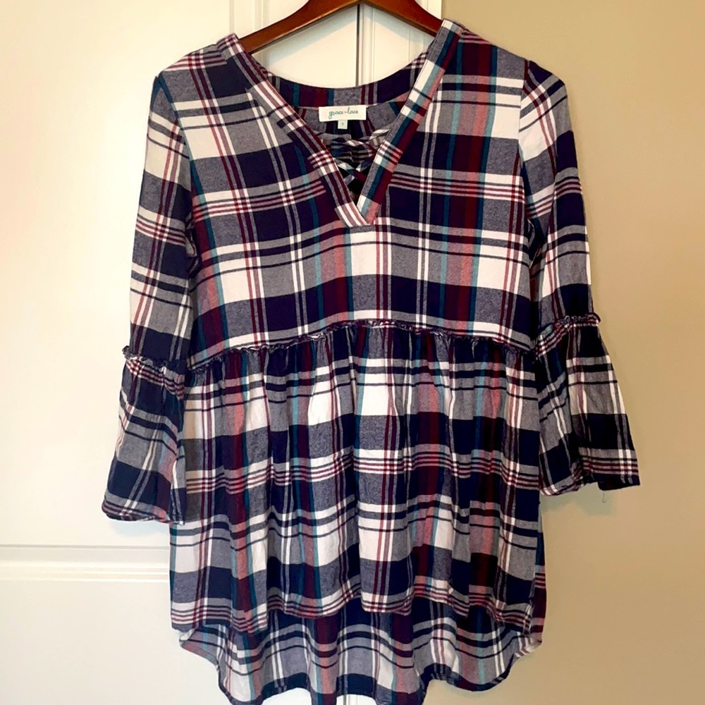 Peplum Grace & Lace plaid top